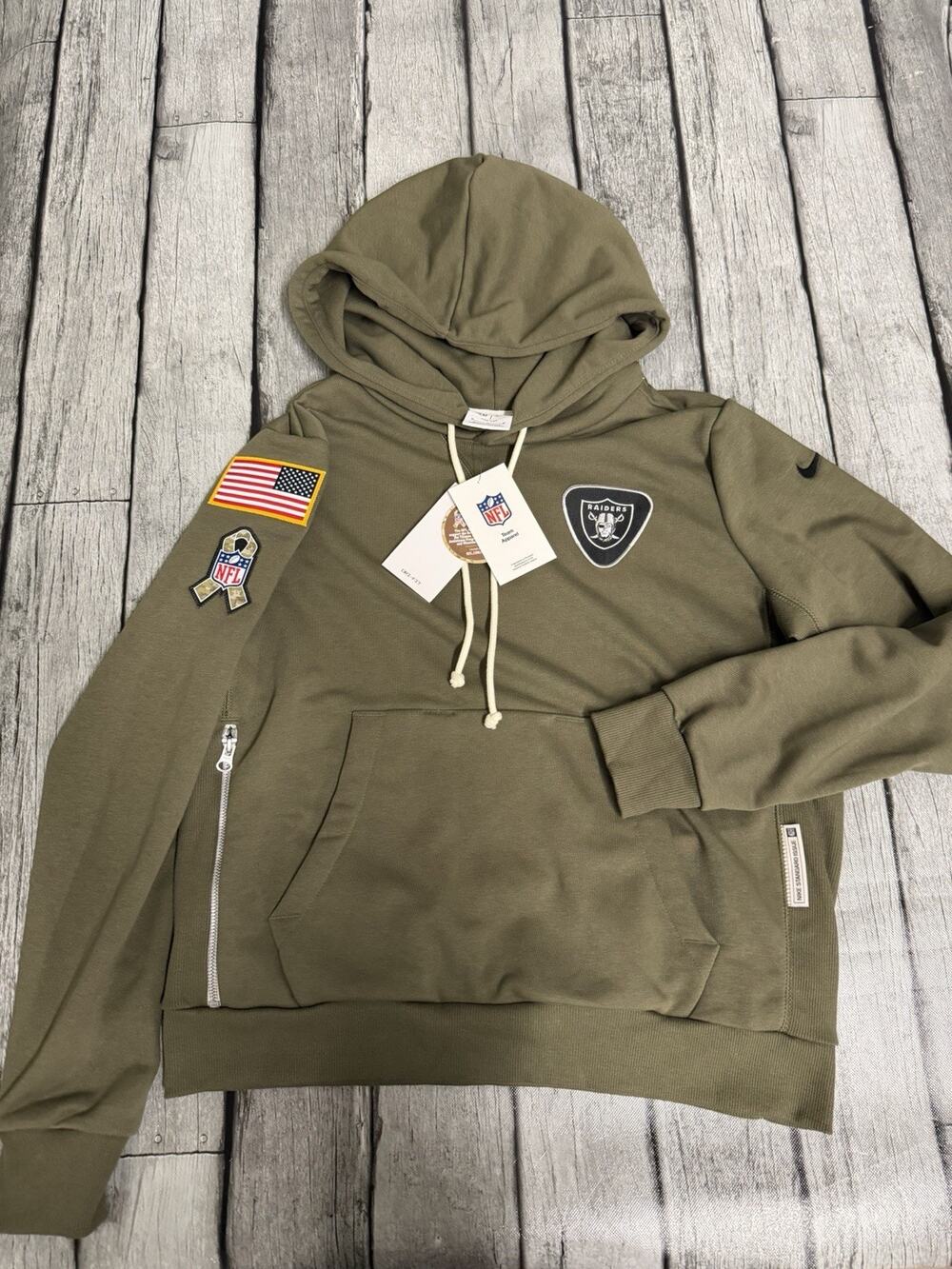 NWT Women’s Nike Las Vegas Raiders Salute To Service Hoodie Dri Fit Medium Olive